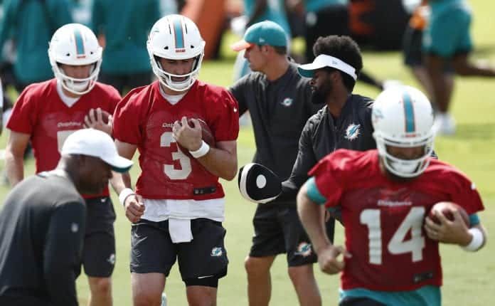 Miami Dolphins quarterbacks Josh Rosen Ryan Fitzpatrick