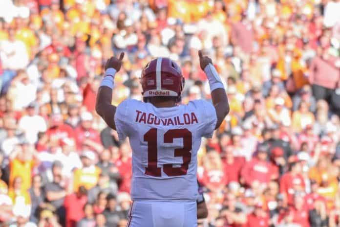 Tua Tagovailoa announces he will return to Alabama for his senior year