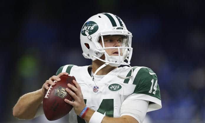 Should the New York Jets trade Sam Darnold prior to the 2021 NFL Draft?