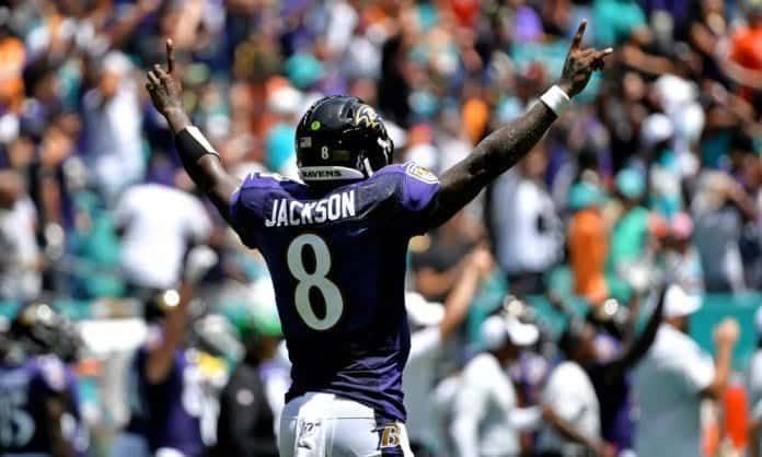 Baltimore Ravens: Lamar Jackson wants to play in Week 17, but should he?