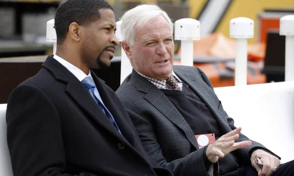 Who is the leading candidate for the Cleveland Browns general manager job?