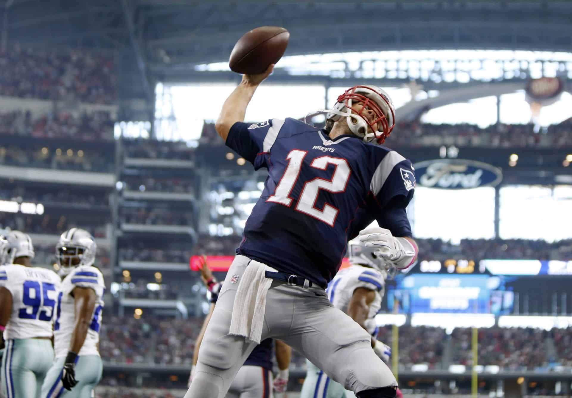Tom Brady leaves Patriots