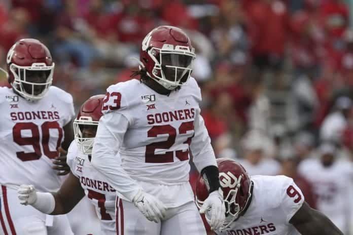 Oklahoma linebacker DaShaun White could be a massive riser