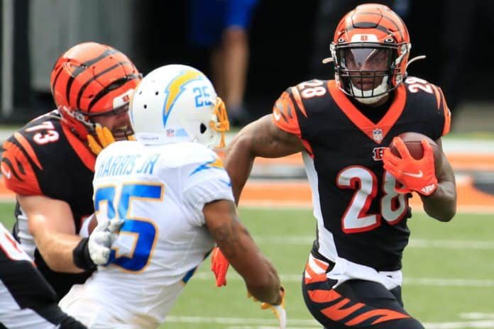 Should we hit the panic button on Joe Mixon in fantasy football?