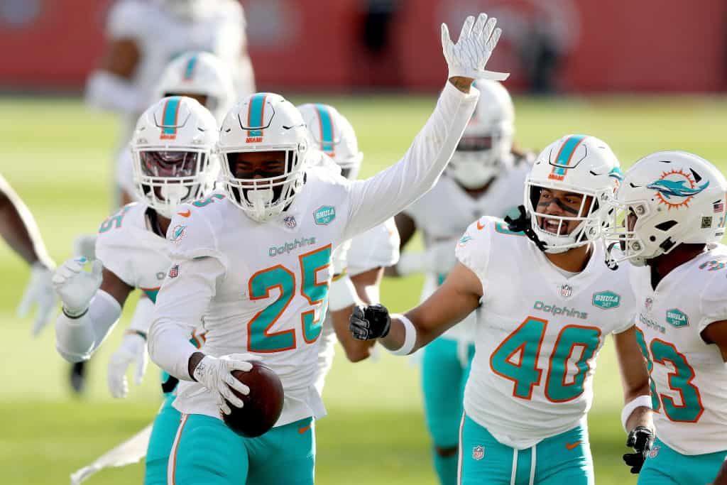 Fantasy Defense Rankings Week 12: D/ST must starts, sleepers, busts Miami Dolphins