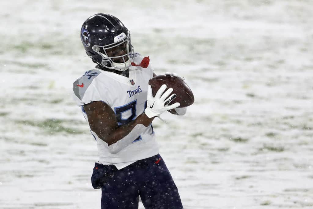 Corey Davis Fantasy Outlook: Start or sit in Week 17?