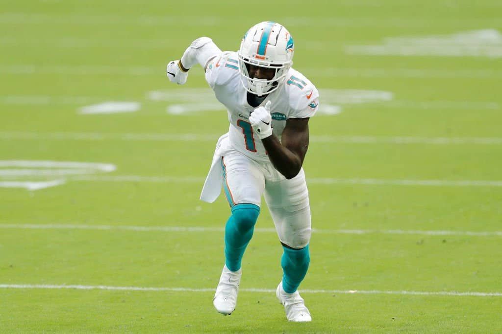 Fantasy WR Injury Update Week 15: DeVante Parker, Mike Williams, more hit injury report