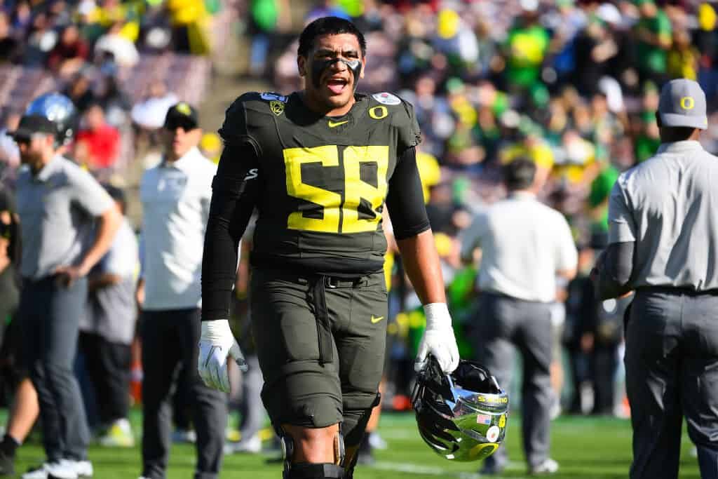 Penei Sewell Draft Projection: 5 landing spots for the Oregon OT