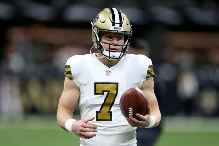 Taysom Hill Start/Sit Week 13: Swiss Army Knife could start