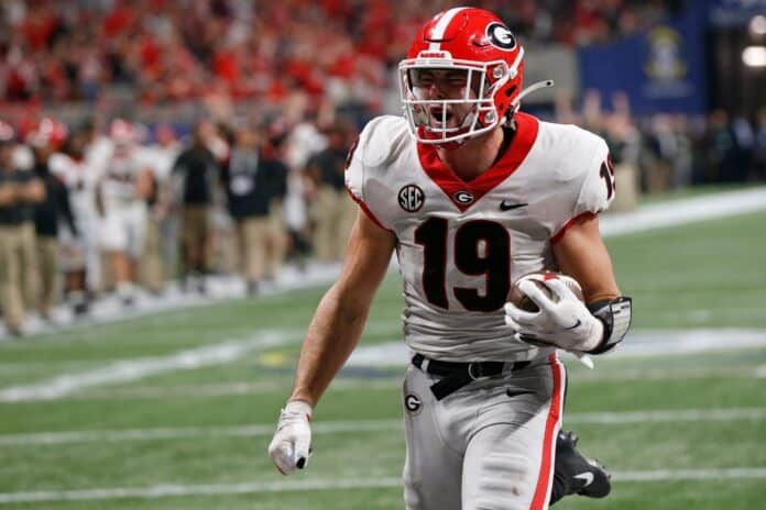 Who is Brock Bowers? UGA tight end leads offense, draft eligible in 2024