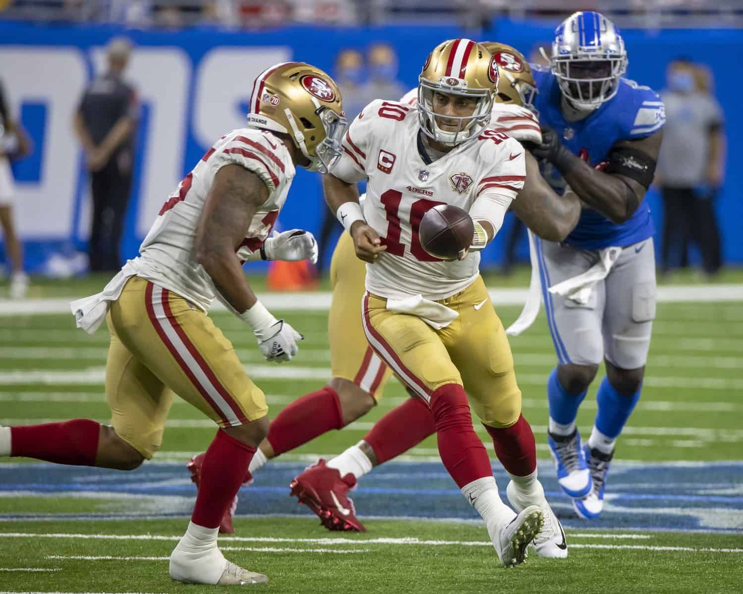 Is Elijah Mitchell playing tonight vs. the Titans? Latest injury update on 49ers RB