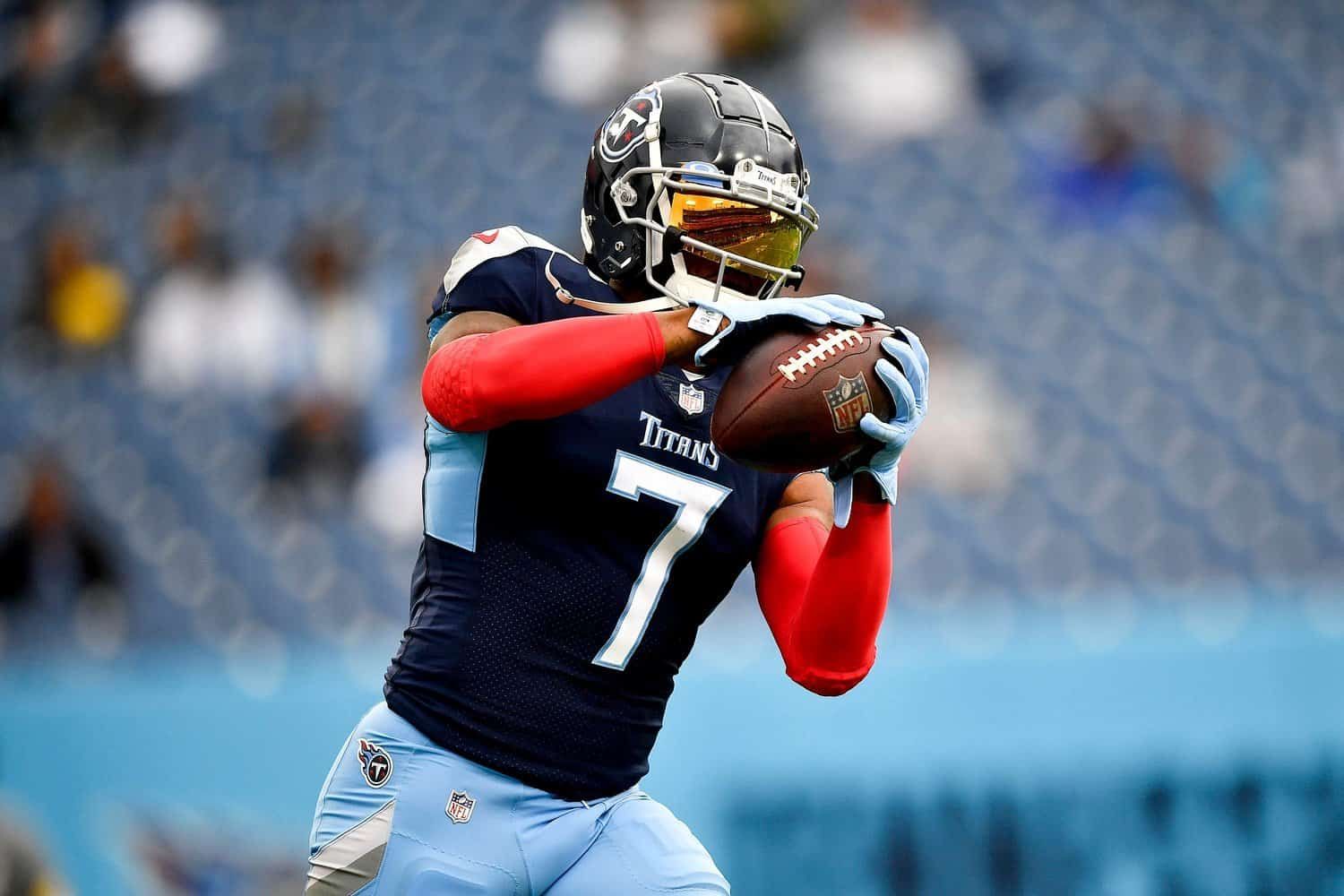 Is Dontrell Hilliard or D'Onta Foreman a waiver wire add in Week 14?