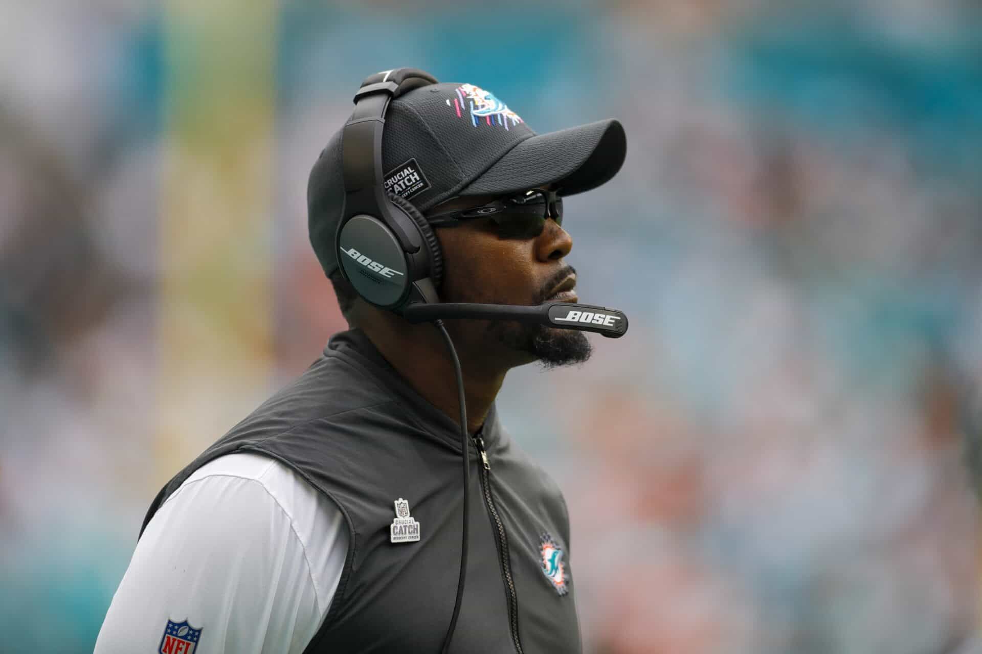 Sources: Brian Flores interviews with Saints for head coach position