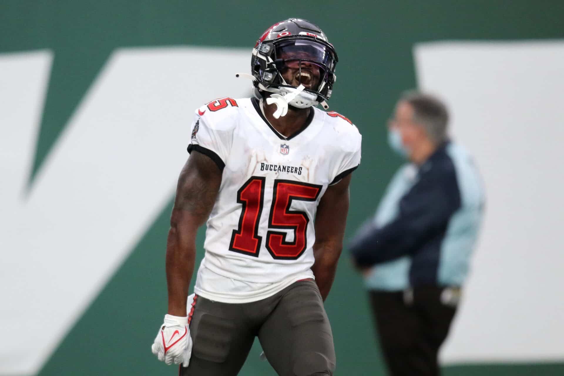 Should you add Cyril Grayson or Tyler Johnson on the waiver wire in Week 18?