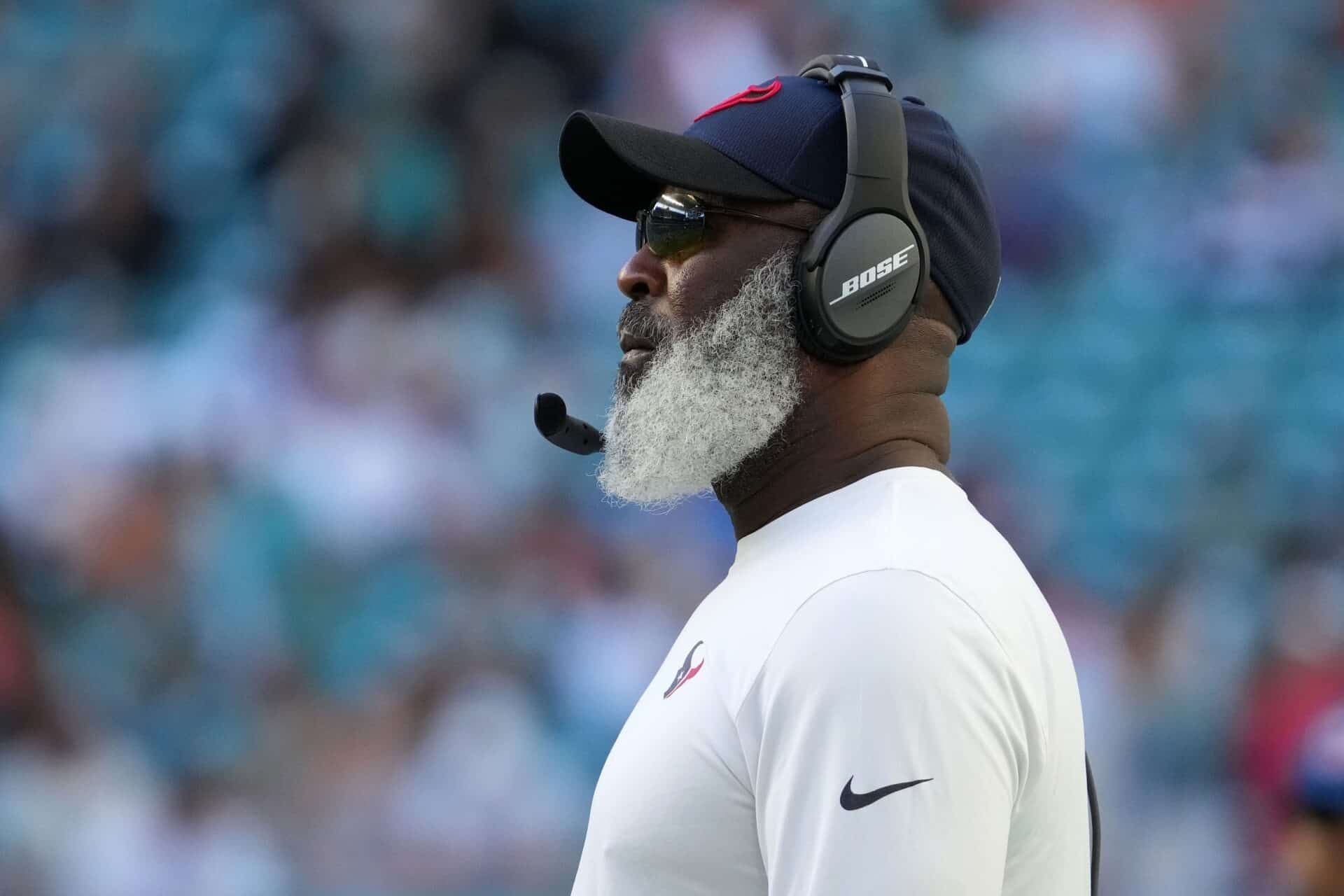 Source: Houston Texans interviewing Lovie Smith for head coaching job