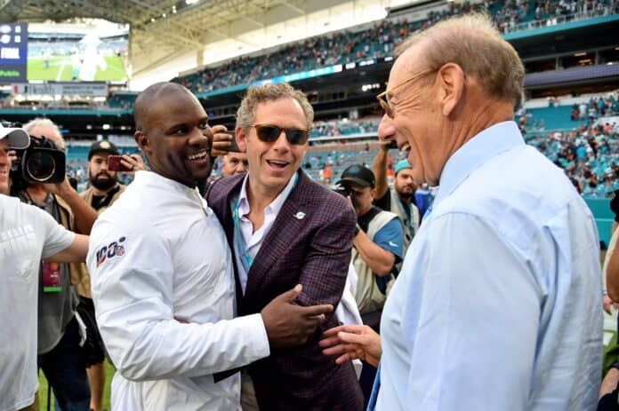 Report: NFL plans to investigate Brian Flores' allegations that Stephen Ross offered bribes to lose