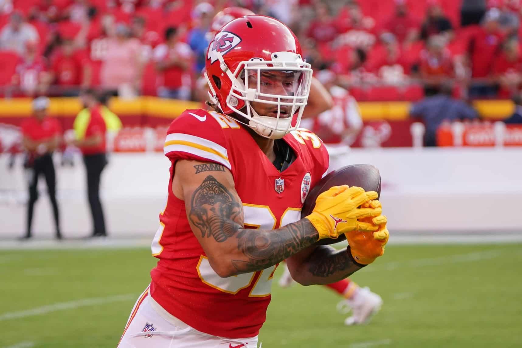 NFL Free Agency: Estimated contracts, projected landing spots for remaining top 10 players