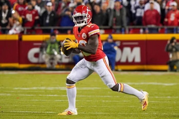 Tyreek Hill contract: How the Cheetah became NFL's highest paid WR and was nearly a Jet