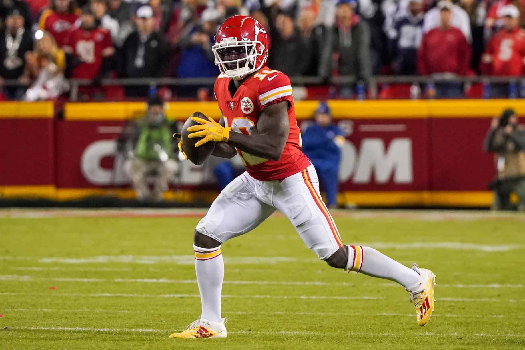 Tyreek Hill contract: How the Cheetah became NFL's highest paid WR and was nearly a Jet