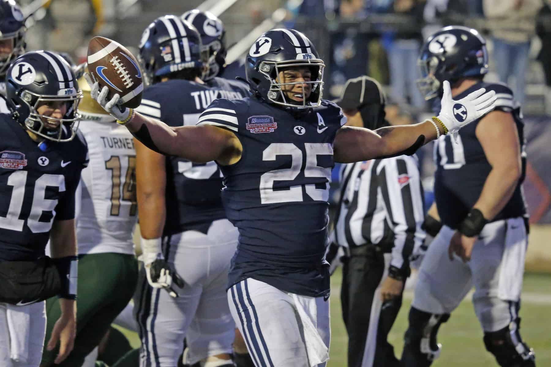 NFL Mock Draft 2022: Tyler Allgeier's draft projections and top consensus landing spots