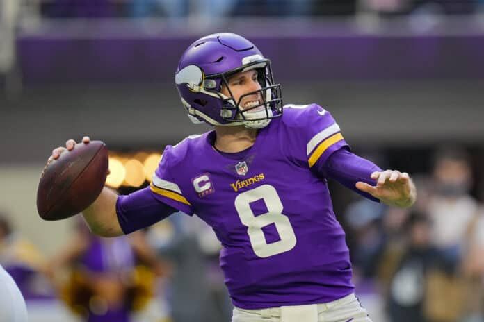 Kirk Cousins signs fully guaranteed extension with Vikings through 2023 season