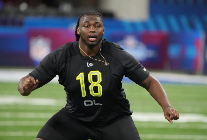 Dallas Cowboys 7-Round 2022 NFL Mock Draft include Kenyon Green, Khalil Shakir, and Myjai Sanders