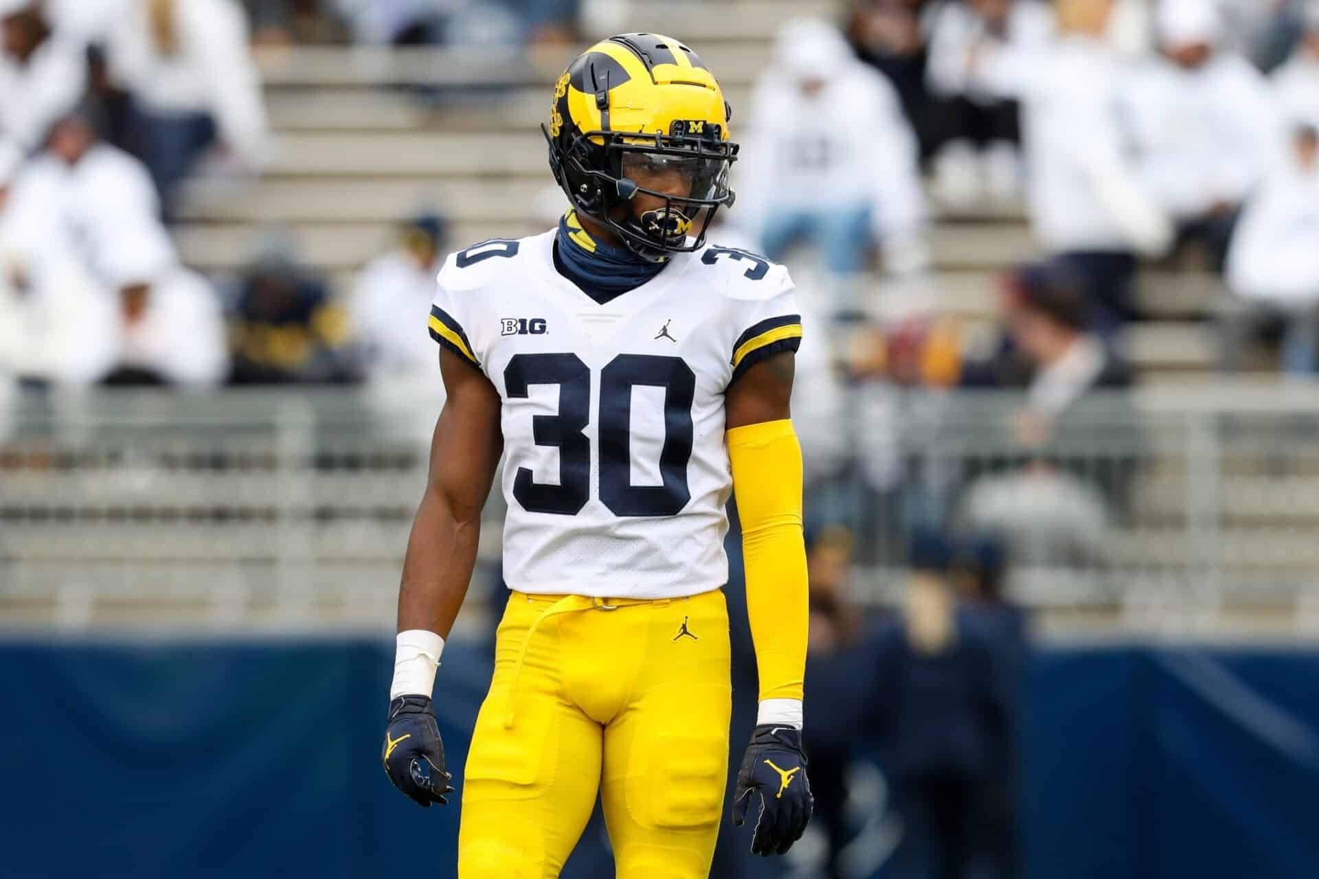 NFL Draft Projections: Daxton Hill's landing spots include Eagles, Cowboys, and Buccaneers