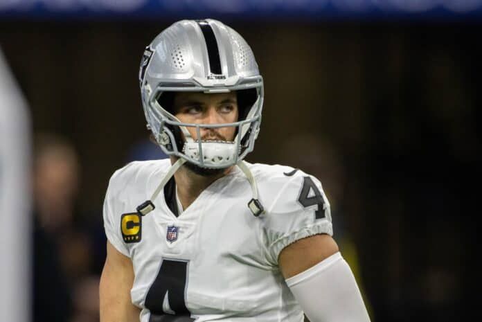 Source: Raiders signing Derek Carr to three-year, $121.5 million extension