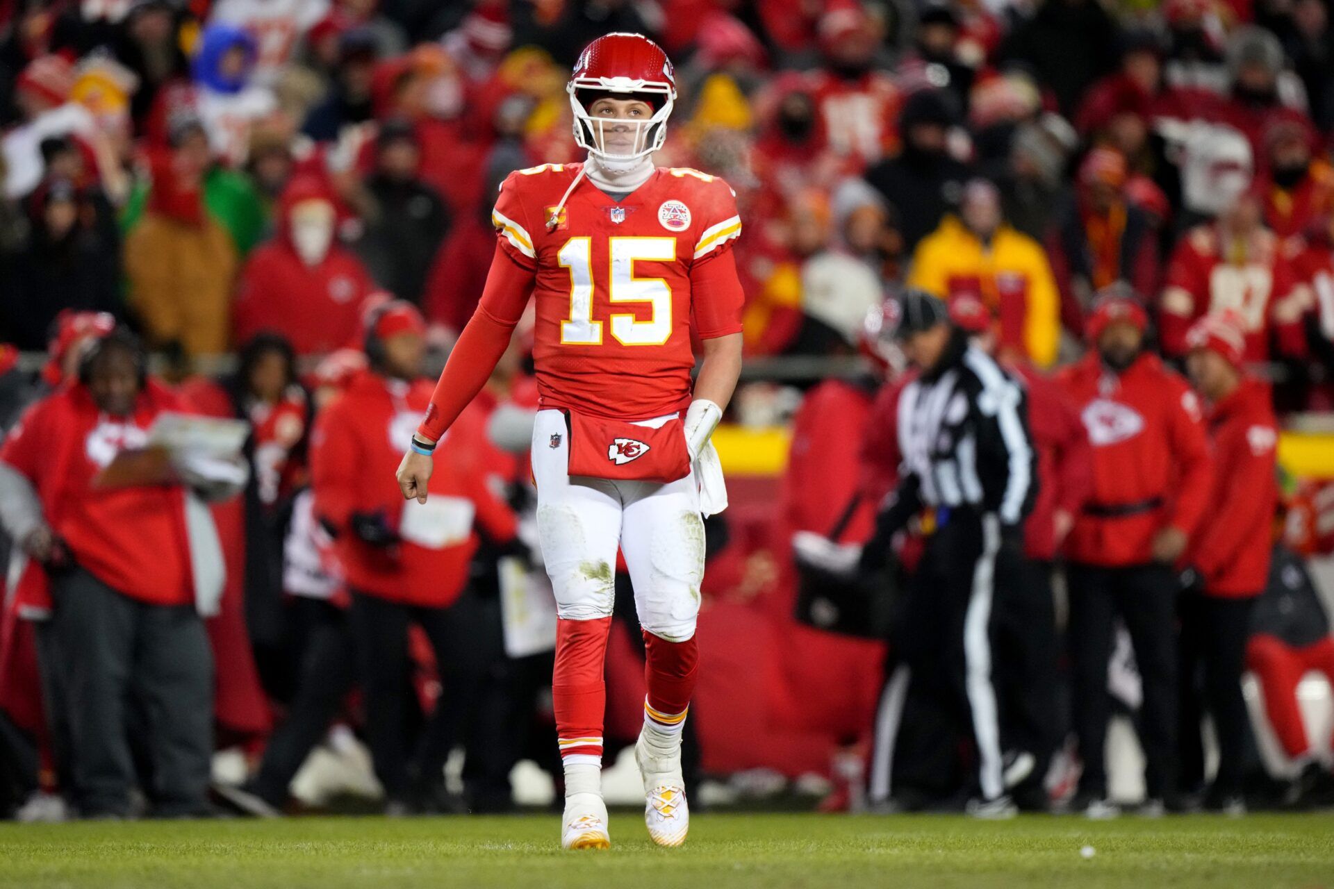 Kansas City Chiefs QB Patrick Mahomes (15) on the field.