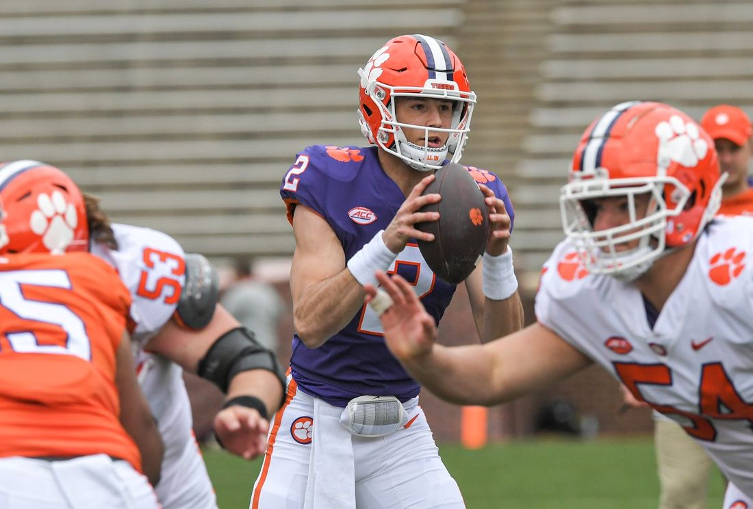 College fantasy football freshman sleepers include Luther Burden, Cade Klubnik among top 10 in 2022