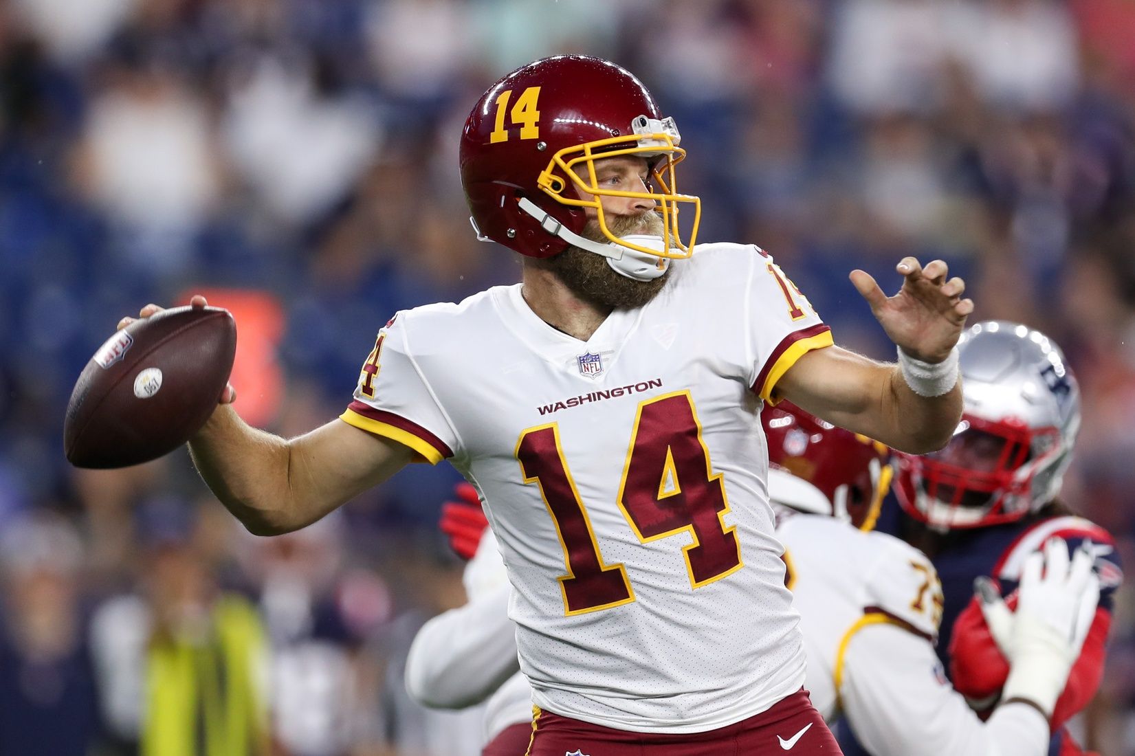 Veteran quarterback Ryan Fitzpatrick retiring, informs teammates he's