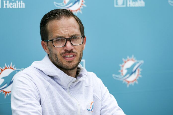 PFN Roundtable: Fantasy, betting, draft, and competitive impact of Dolphins HC Mike McDaniel’s use of fullbacks