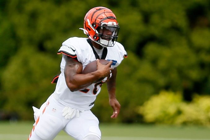 Should you select Joe Mixon at his current ADP in fantasy drafts?