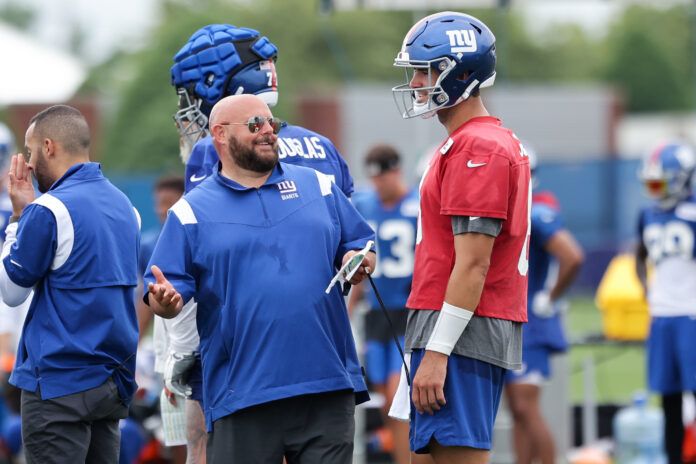 New York Giants training camp: Daniel Jones ebbs and flows, Kayvon Thibodeaux continues to surge at FanFest