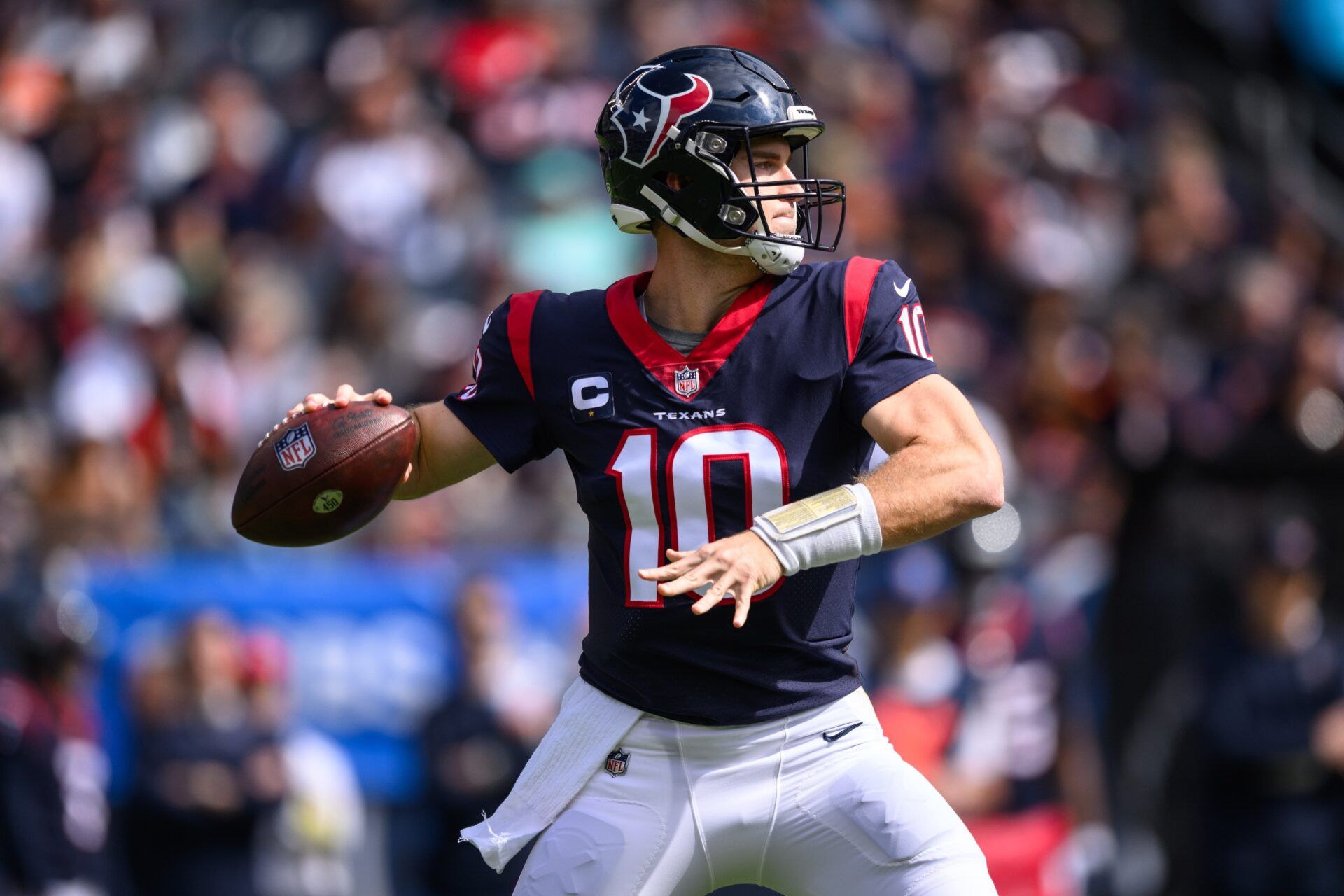 Davis Mills picked off twice, shoulders blame for Texans' latest loss 'I take responsibility for it'