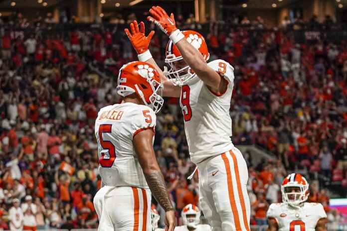 Top 25 College Football Rankings Week 4: DJ Uiagalelei and Clemson's offensive performance a scary sight for the rest of the nation