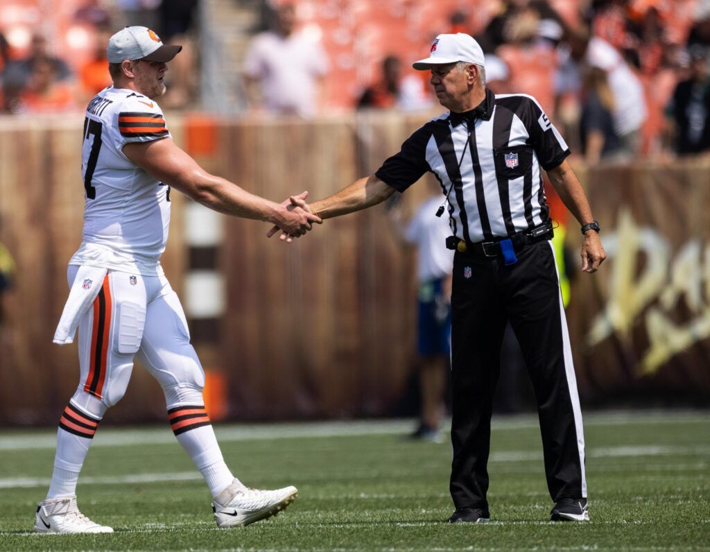 nfl referee assignments week 3 2022