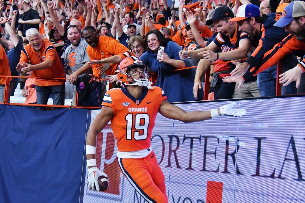 what-college-football-games-are-on-tonight-friday-s-tv-schedule