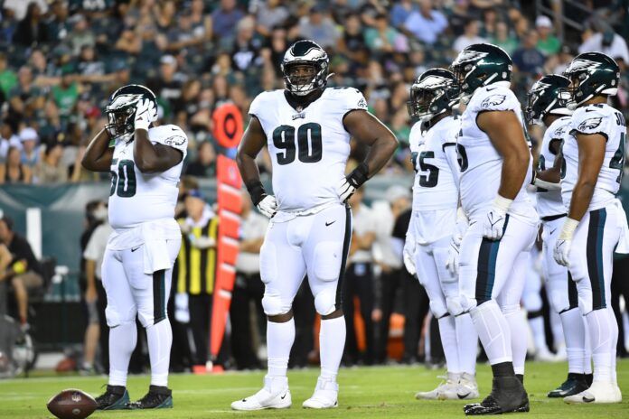 Eagles' Jordan Davis made an even bigger impact than his frame in Week 1