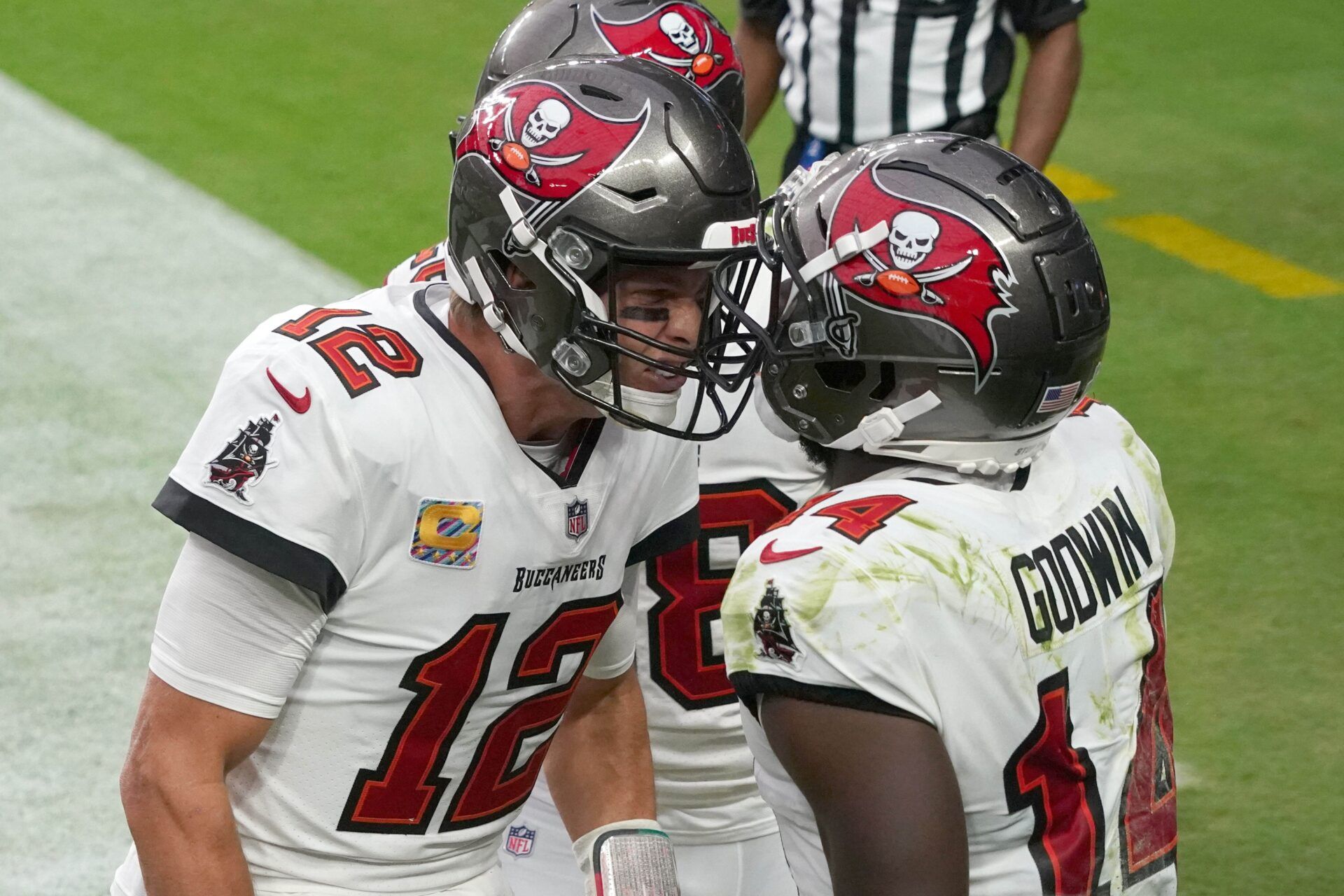 SNF fantasy football start/sit Week 1: Can you trust Chris Godwin, Jalen Tolbert, and others?