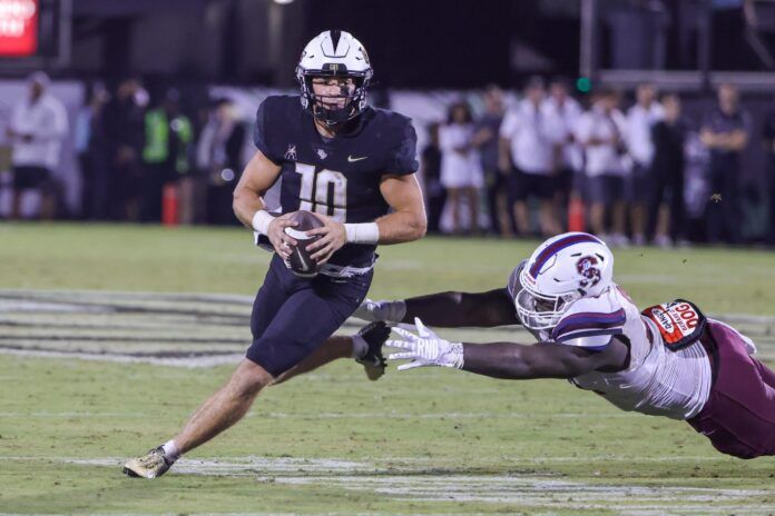 UCF QB John Rhys Plumlee relishing return to the quarterback role