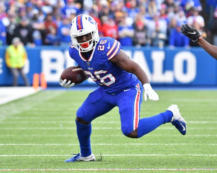 Top NFL DFS Lineup for Sunday Night Football: For Bills vs. Packers, Can We Trust Devin Singletary, Aaron Jones, AJ Dillon, or Romeo Doubs?