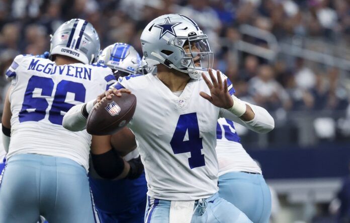 Grading Dak Prescott's First Game Back From Breaking His Thumb