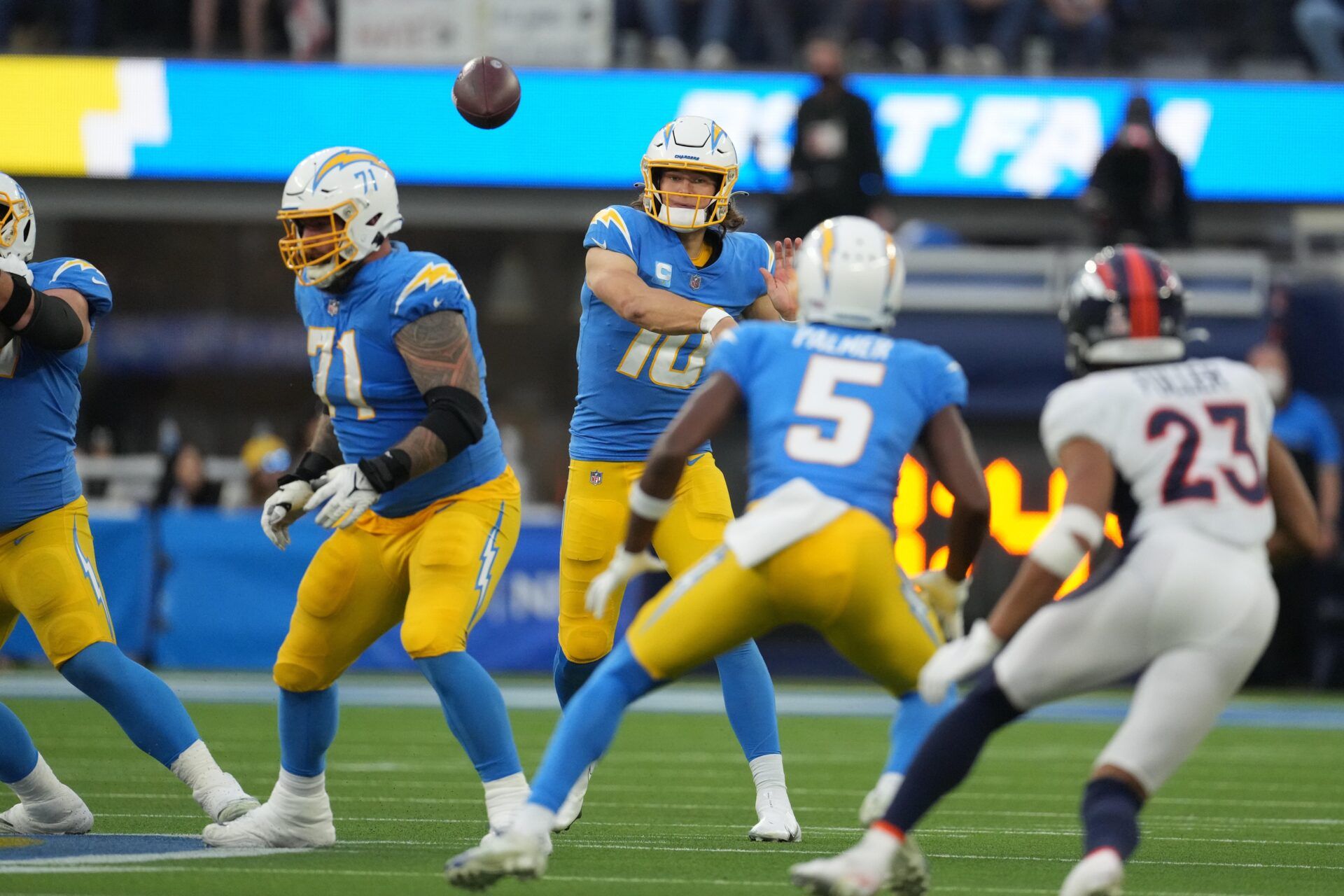 Broncos vs. Chargers Week 6 Preview and Prediction