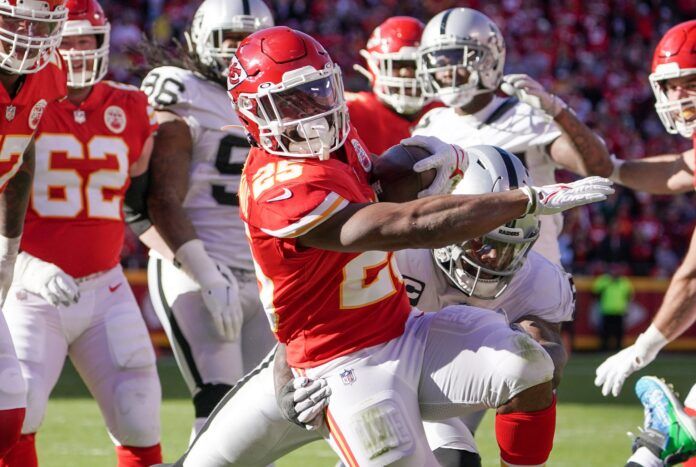 What Time Is Monday Night Football? TV Schedule, Channel for Raiders vs