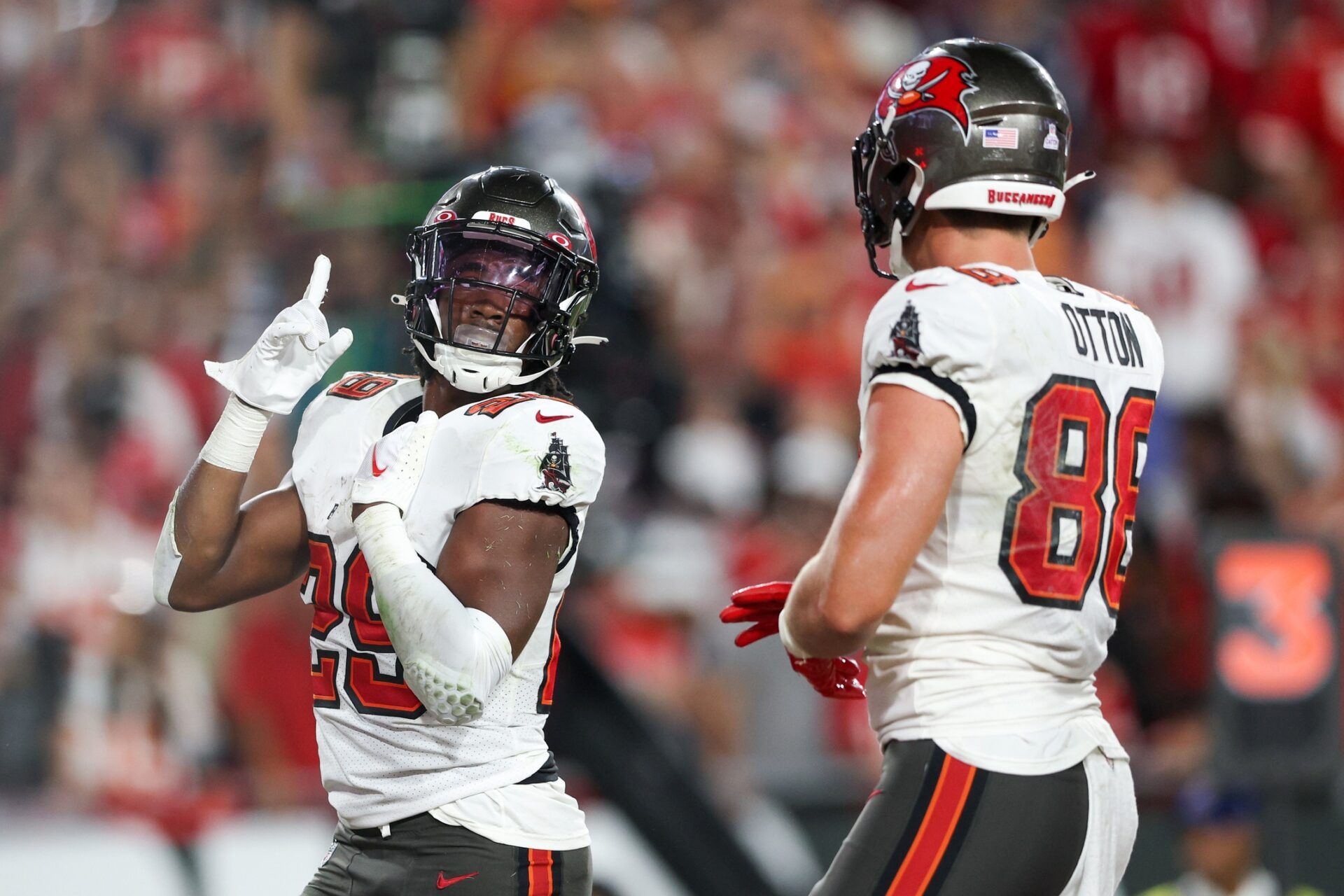 Wharton's Start ‘em Sit ‘em Week 12: Start Rachaad White, Sit Joe Mixon