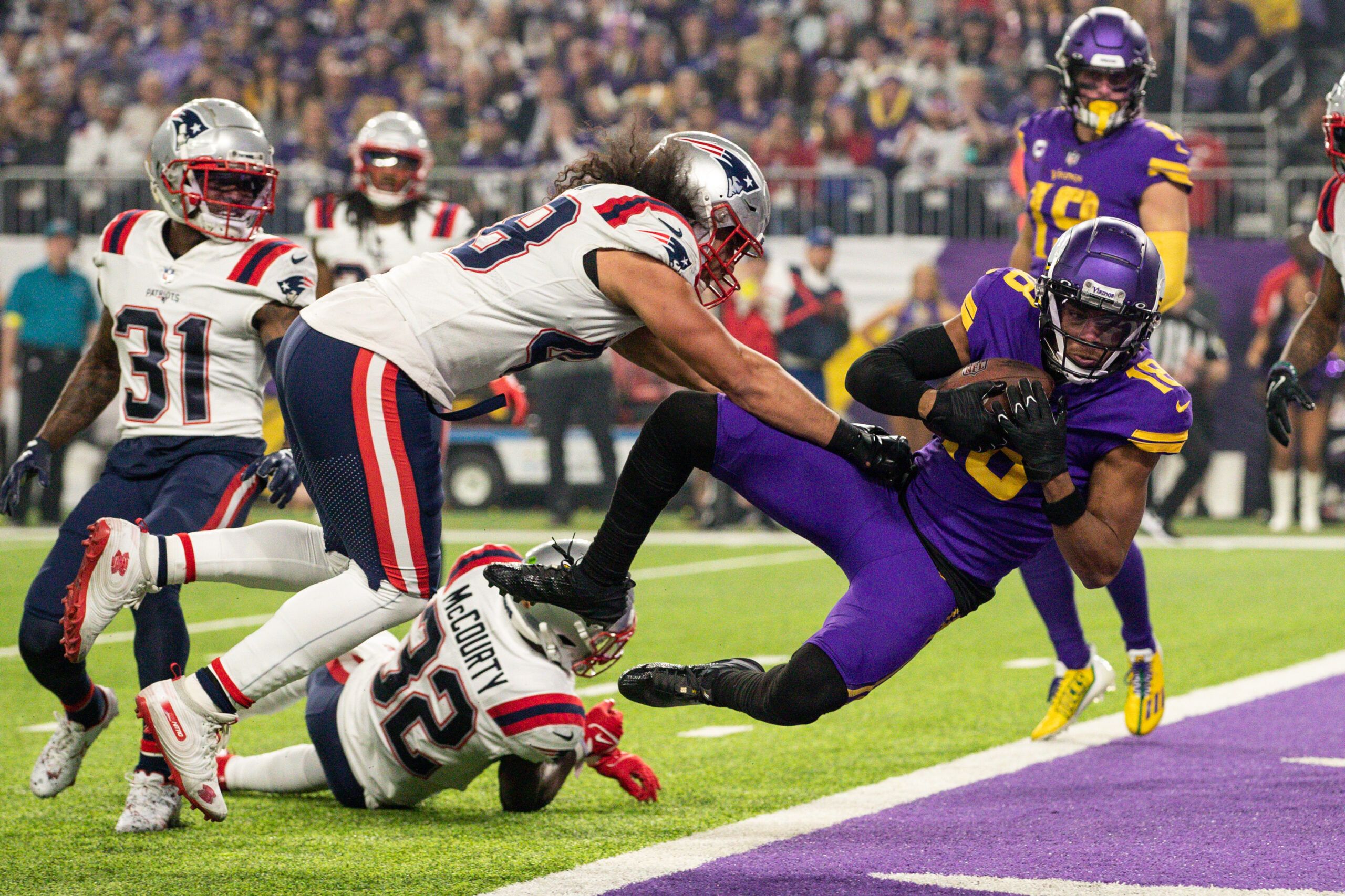 The Patriots' Defense Sputtered vs. the Vikings