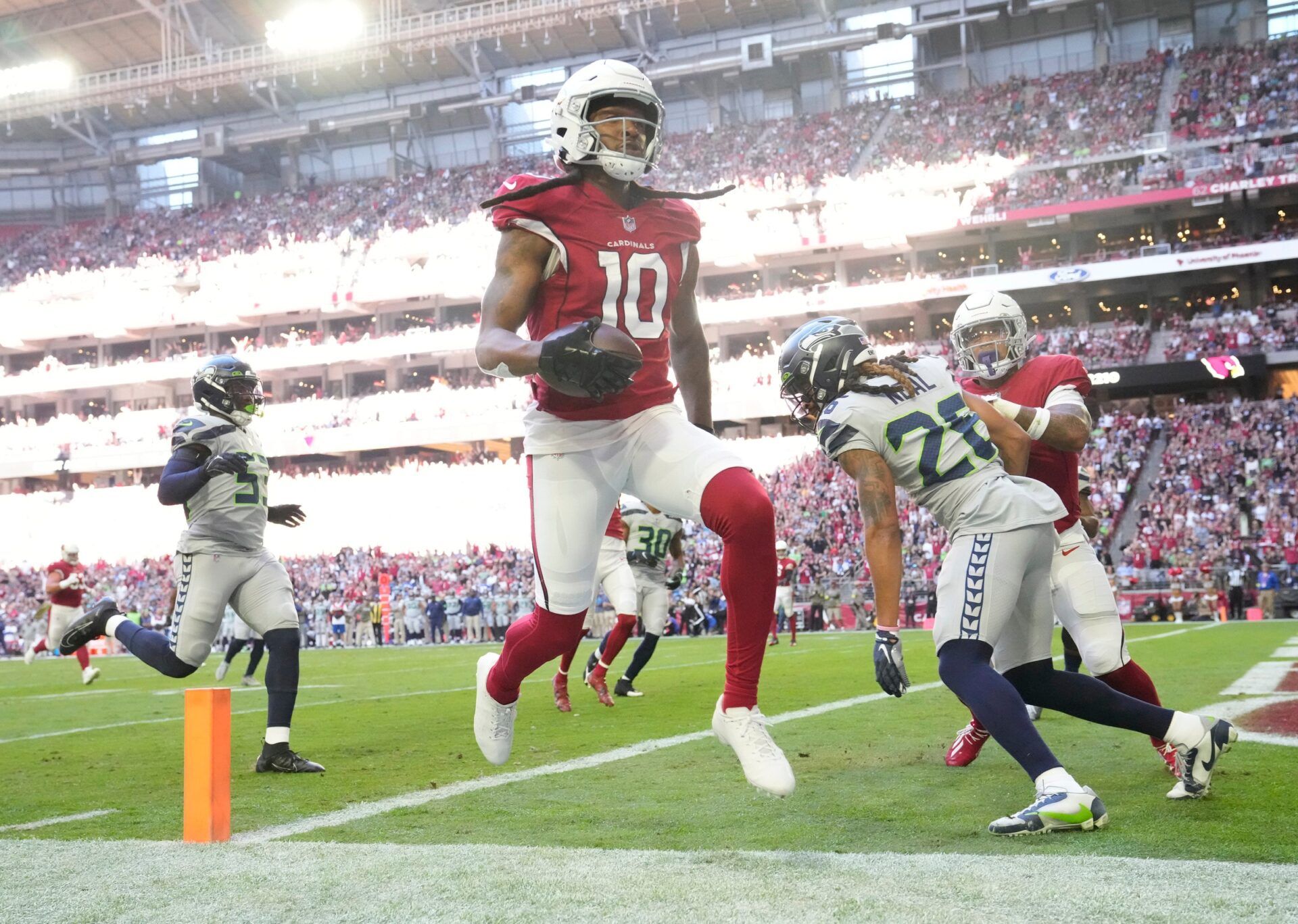 Is DeAndre Hopkins Playing Monday vs. 49ers? Fantasy Managers Have a Tough Decision