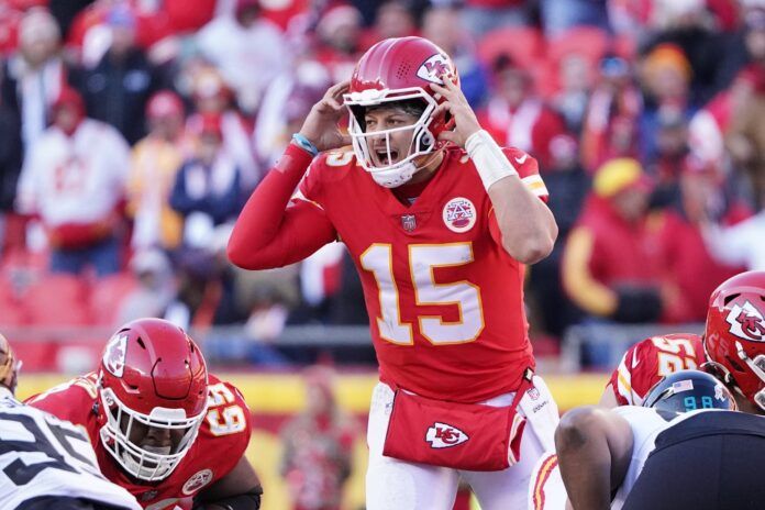 NFL Week 11 Underdog Pick’ems for Sunday Night Football Include Patrick Mahomes and Austin Ekeler