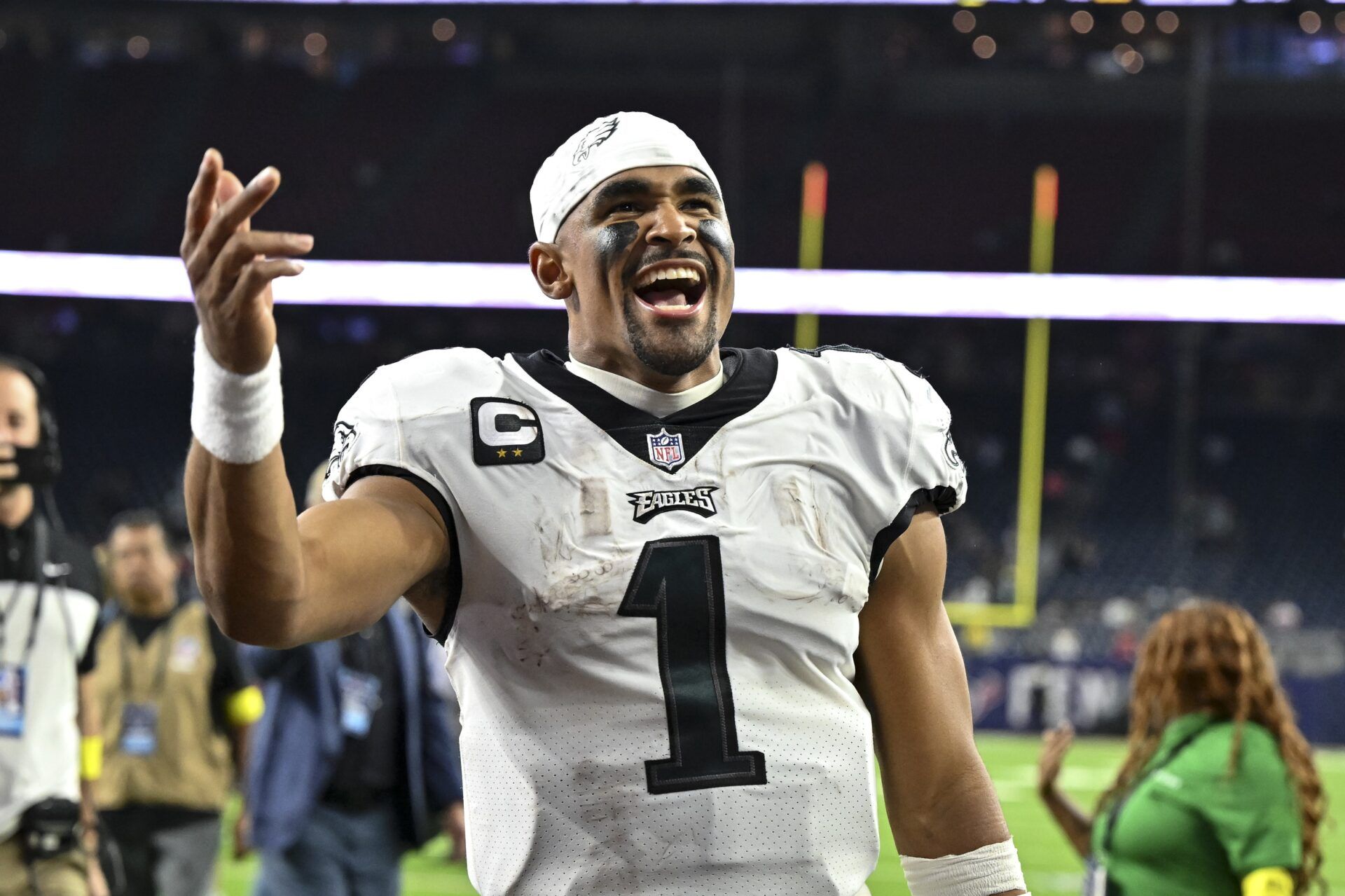 Monday Night Football Tonight: Who Plays, TV Channel, Start Time, Live Stream Options, and More